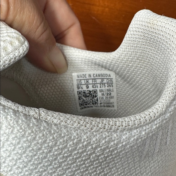 Adidas Men’s Sz 9 1/2 RUNNING-INSPIRED STYLE MEETS GO-ANYWHERE COMFORT. NWOT - Picture 7 of 8